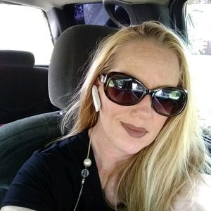 Meet your Posher, Jodi